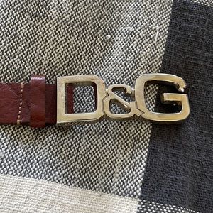 Women’s DG belt with brown leather. Authentic.
